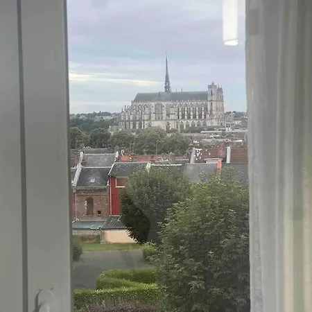 Magnifique Avec Vue Sur La Cathedrale 阿棉